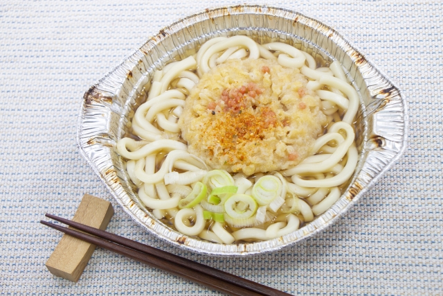 鍋焼きうどんのカロリー一覧と糖質 栄養成分 食べ物の情報 マメ知識